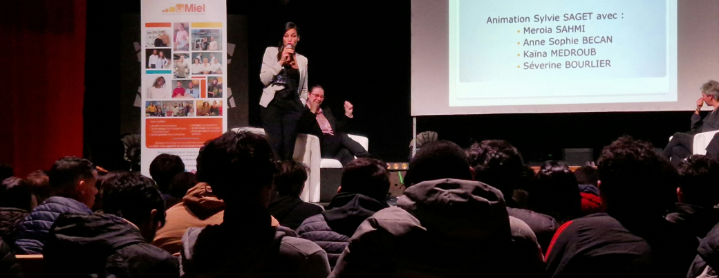 Conférence lors de l'événement Femmes Tech et entrepreneuriat